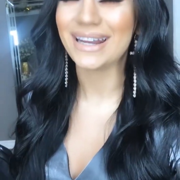 🎀Cross Rhinestone Faux Gold Drop Earrings - Picture 3 of 7